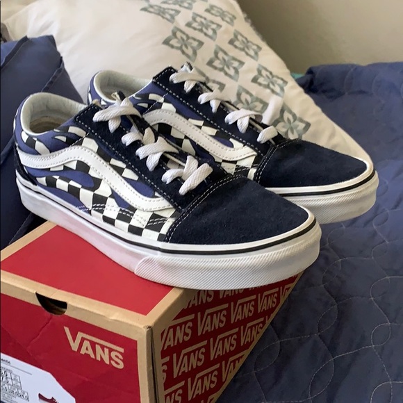 blue drip vans